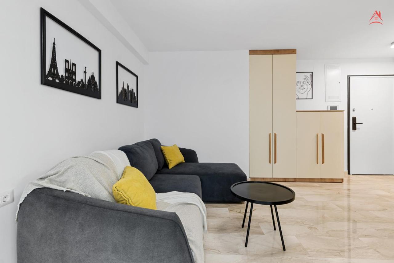 Apartament Opera Residence - Cismigiu, Eroilor, Free Private Parking Bucareste Exterior foto