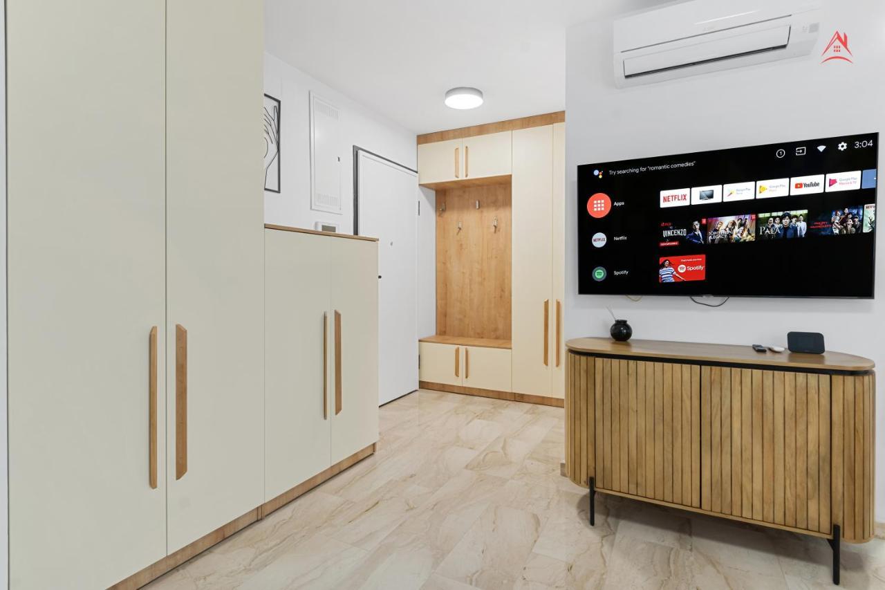 Apartament Opera Residence - Cismigiu, Eroilor, Free Private Parking Bucareste Exterior foto